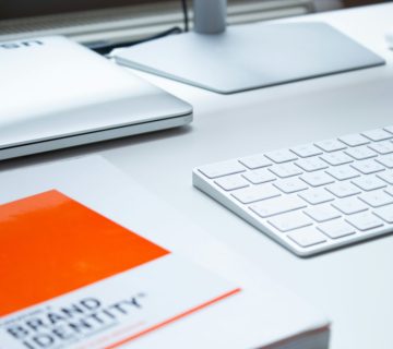 Συστήματα brand ταυτότητας που διασφαλίζουν ενιαία έκφραση και στρατηγική συνοχή σε όλα τα σημεία επαφής